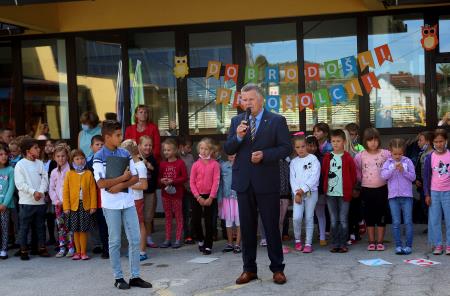 SPREJEM PRVOŠOLČKOV CERKNICA 14 FOTO LJUBO VUKELIČ